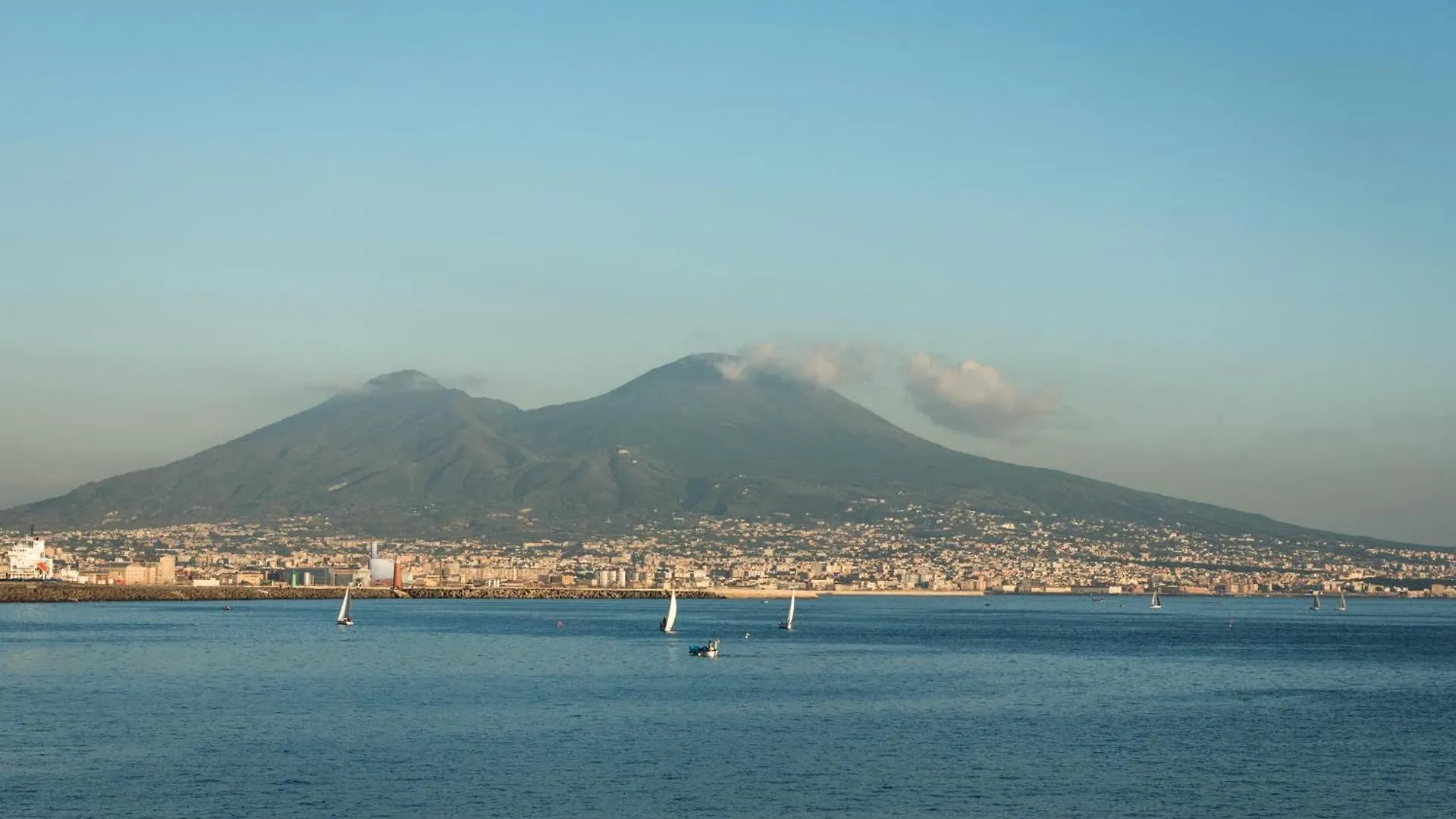 Casa Chiaia Apartment Naples Italy