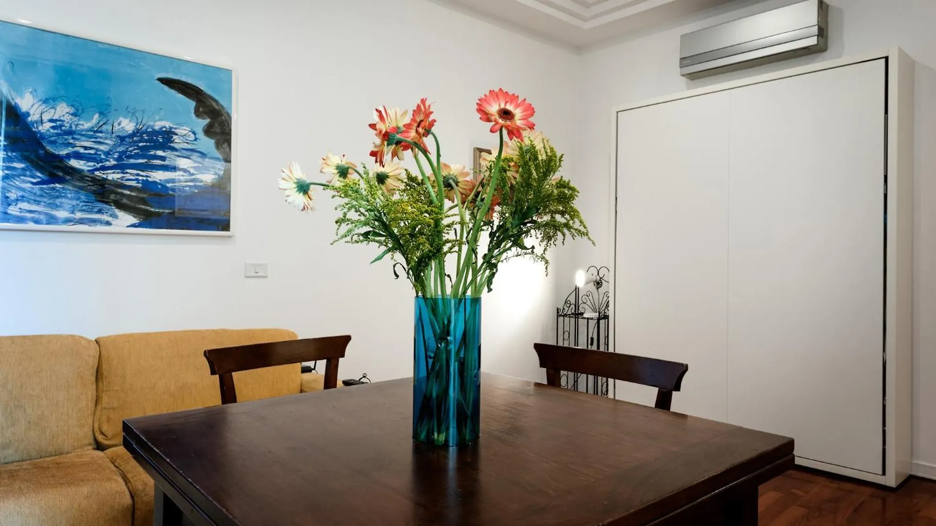 Casa Chiaia Apartment Naples